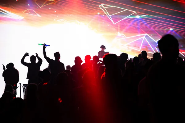 People dancing in club — Stock Photo, Image