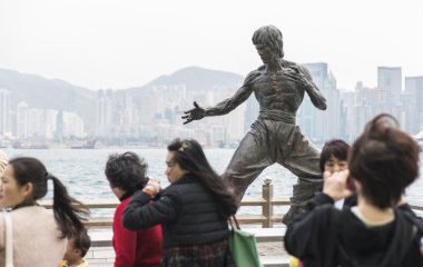 Bruce lee Anıtı