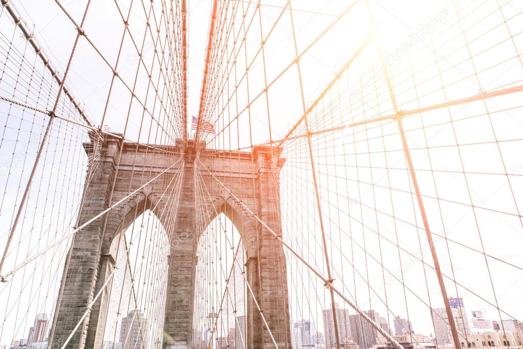 artistic view of the famous Brooklyin bridge