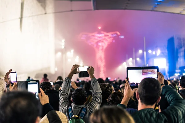 Crowd filming at an event — Stock Photo, Image