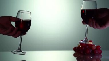 Süper Yavaş Hareket Vuruşu Kırmızı ve Beyaz