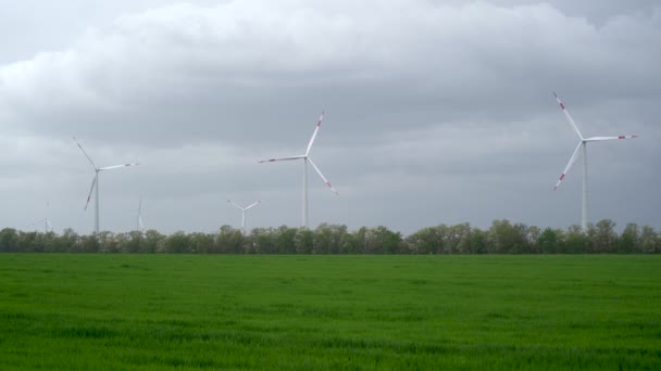 Eco power, wind turbines. Wide angle shot in 4k — Vídeos de Stock