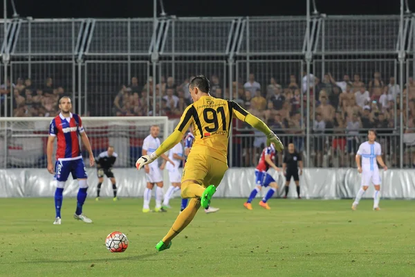 Fußballtorwart in Aktion — Stockfoto