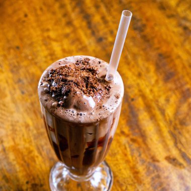 Lezzetli içecekleri kapatıyoruz. 