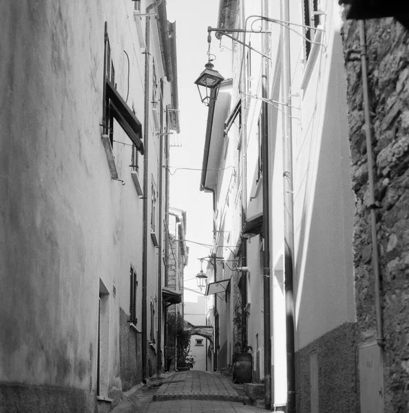 Callejuelas Medievales Estrechas Monte Marcello Antiguo Pueblo Costa Liguria Filmado — Foto de Stock