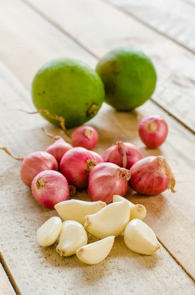 Sarımsak, soğan, limon
