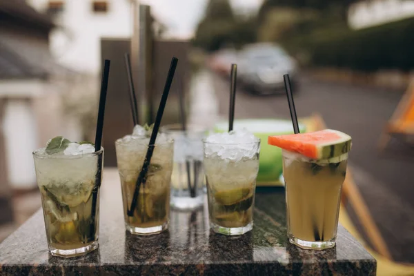 Birkaç yaz kokteyli hazırlandı bile..