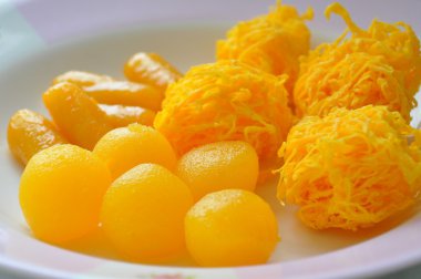 yumurta ve şeker yapılmış Tay tatlı 