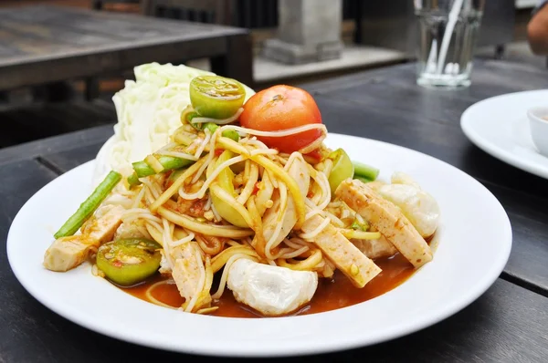 Nourriture thaïlandaise - Salade de papaye épicée — Photo