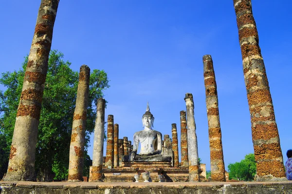 Imagen budista en el Parque Histórico de Sukothai, Tailandia — Foto de Stock