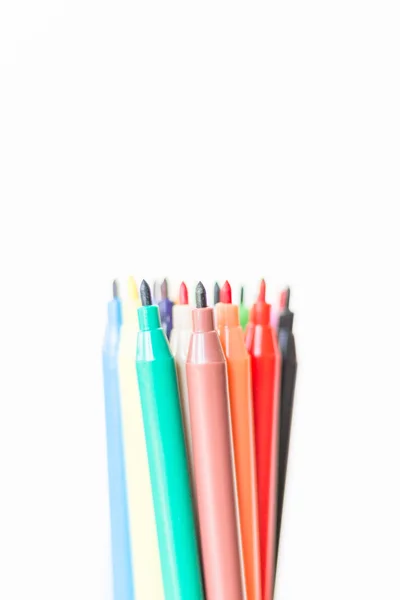 Kleur pen op witte achtergrond — Stockfoto