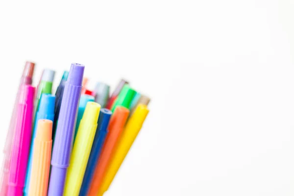 Färg penna på vit bakgrund — Stockfoto
