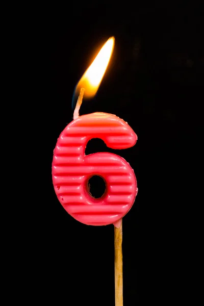 Свечи в честь юбилея показывают номер. 6 месяцев — стоковое фото