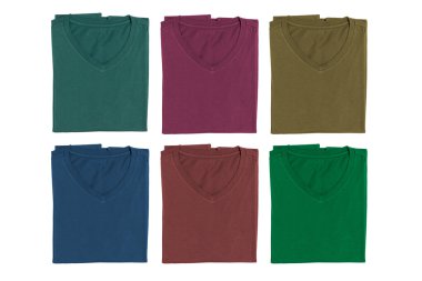 V-yaka T-shirt beyaz arka plan üzerinde izole 