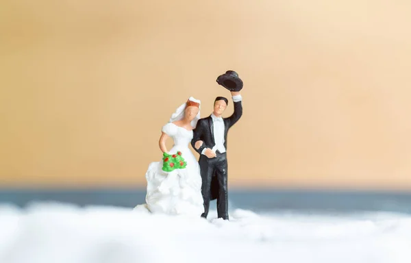 Glückliches Hochzeitspaar Weißen Strand Hochzeitskonzept — Stockfoto