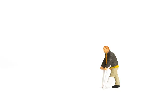 Personas Miniatura Vista Completa Hombre Con Pierna Rota Está Utilizando — Foto de Stock