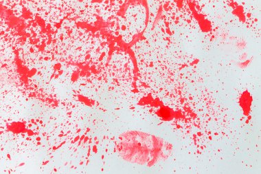 Beyaz Kağıt arka plan üzerinde renkli ve parmak izi dağıtım