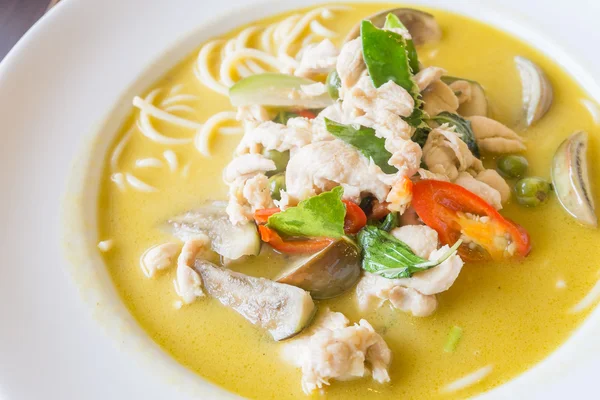 Thai Green Curry Chicken Spaghetti — Stock Photo, Image