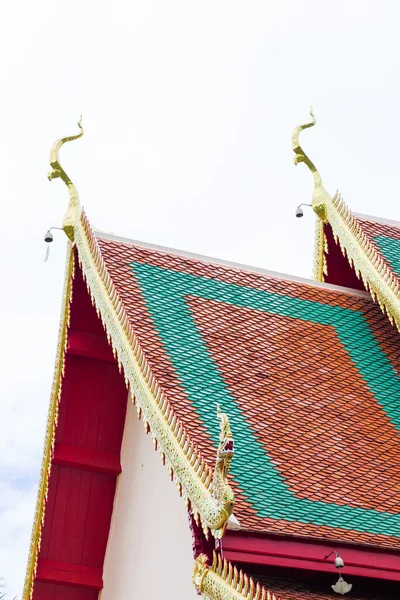 Templo tailandês em Chiang mai, Tailândia — Fotografia de Stock