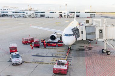 22 Ağustos 2015 tarihinde Don Mueang Uluslararası Havaalanı'nda uçak Ben