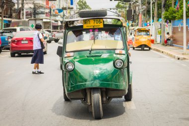 Ayutthaya, Tayland Thailand, otomatik çekçek üç-weeler tuk-tuk taksi driv