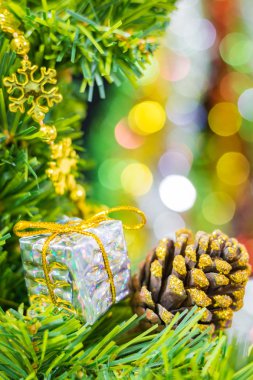 Noel arka plan üzerinde süslemeleri ile arka plan bulanıklık