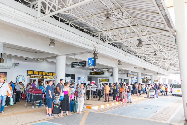 PHUKET, THAILAND - DECEMBER 16 : Phuket International Airport. T — Stock Photo, Image