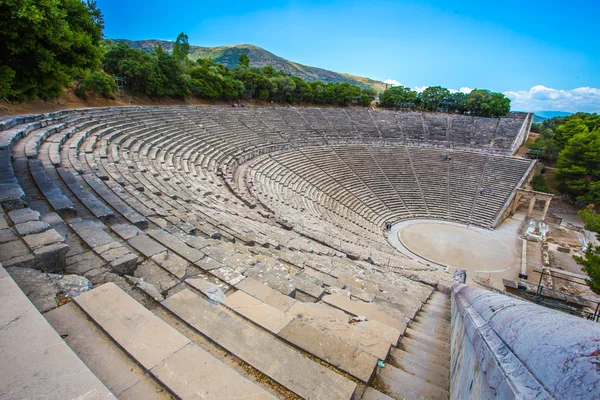 Oude theater in Epidaurus, Argolida, Griekenland — Stockfoto