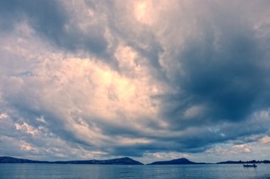 bkz: ve dramatik gökyüzü manzara