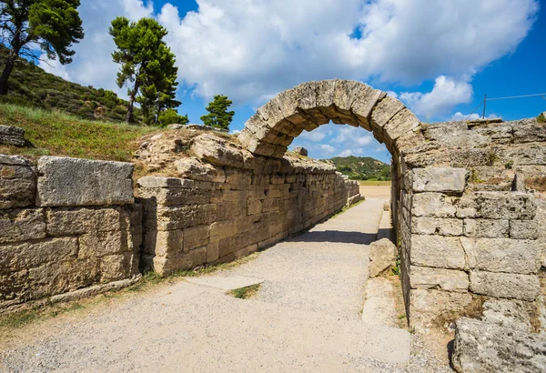 Ruinas en la Antigua Olimpia, Elis, Grecia — Foto de Stock