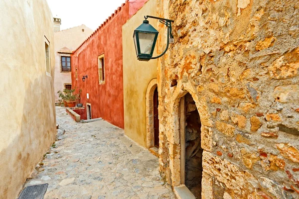 Traditional greek street in monemvasia — Stock Photo, Image