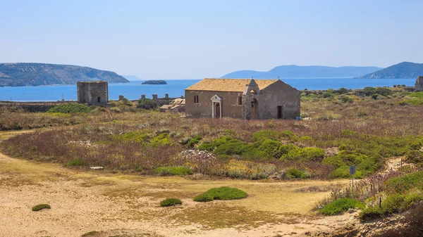 Middeleeuwse kerk binnen de Methoni, Griekenland — Stockfoto