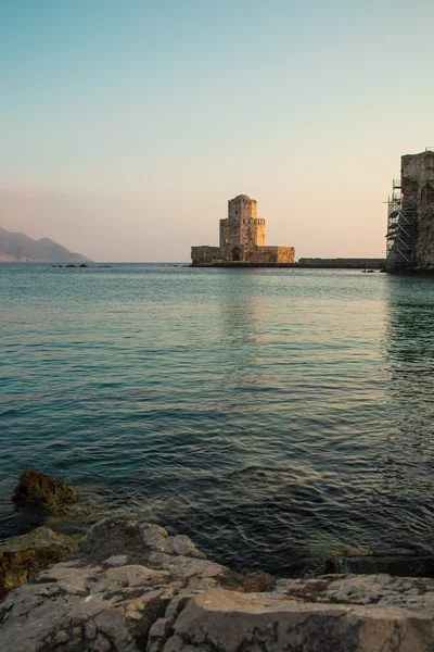 La torre Bourtzi, Methoni, Peloponeso, Grecia . — Foto de Stock