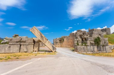 Antik Messina Arkadyalı gete kalıntıları
