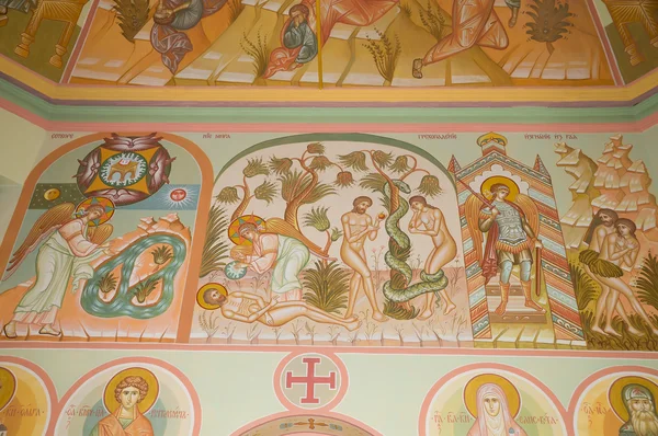 Frescos en la Iglesia de la Trinidad (Trinity Skete village, Nizhny Novgorod region ) — Foto de Stock