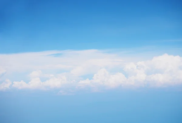 Klarer blauer Himmel — Stockfoto