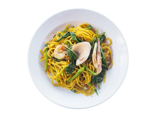 Kryddig stekt spagetti skaldjur och grönsaker — Stockfoto
