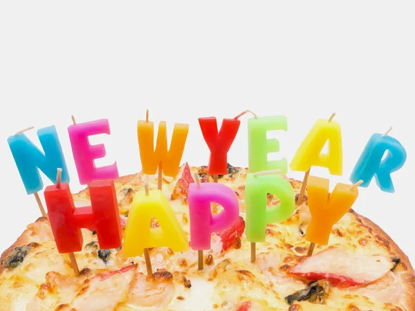 Mutlu yeni yıl pizza ile renkli mumlar