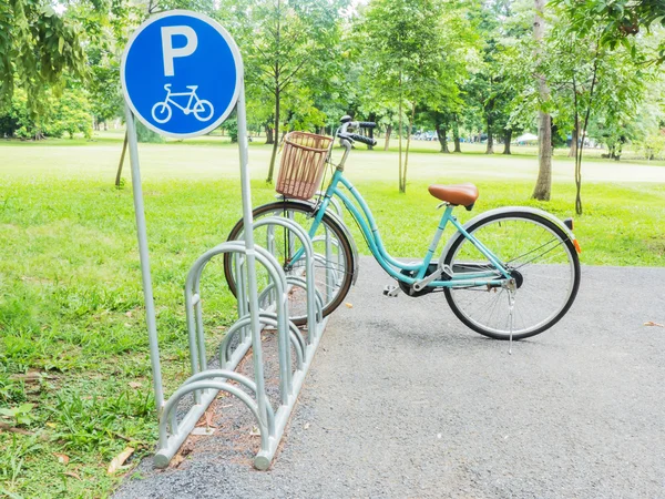 Bicycle park sign — Stock Photo, Image