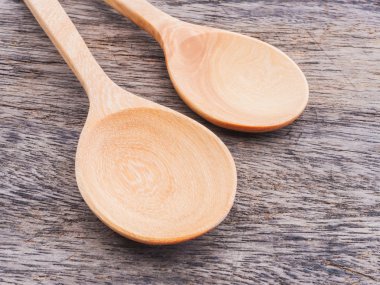 masada tahta kaşıklar