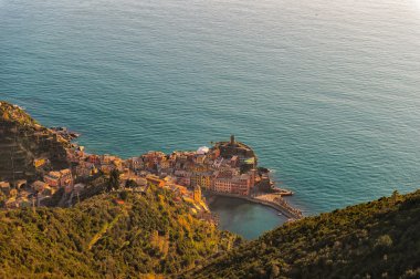 Vernazza Liguria sahil köyü olduğunu