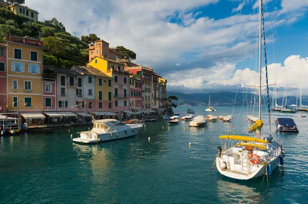 Portofino, famous Ligurian resort town. — Stock Photo, Image
