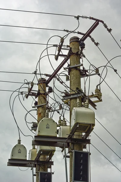 Apparecchiature elettriche e sistema di protezione ad alta tensione — Foto Stock