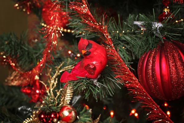 モミの木のおもちゃ新年とクリスマスの背景 — ストック写真