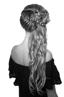 güzel, genç, sarışın bir kadın portresi