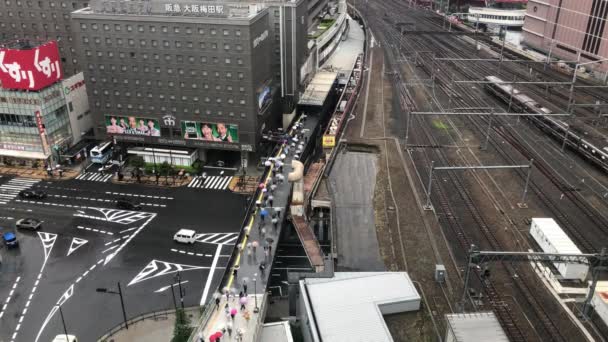 Съёмки с воздуха вокруг станции Умеда, Осака. — стоковое видео