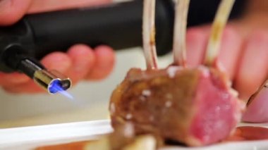 Odak noktası, closeup işleme Gaz brülörlü kaburga, dinamik değiştirmek