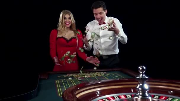 Young people have a good time in casino. Black — Stock videók