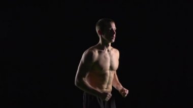 Çalışan spor erkek. Ağır çekim