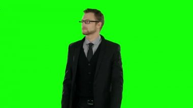 Yürüyüş iş adamı. Yeşil ekran.